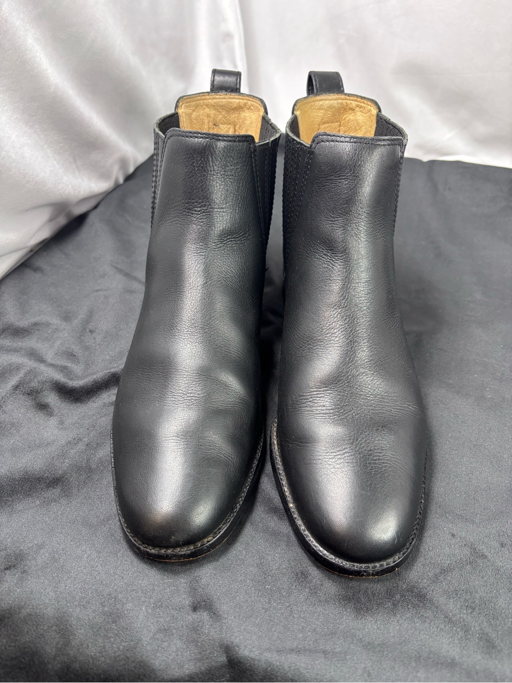 Madewell Black Leather Chelsea Ankle Boots Women’s 9.5 Pull On - Picture 2 of 11
